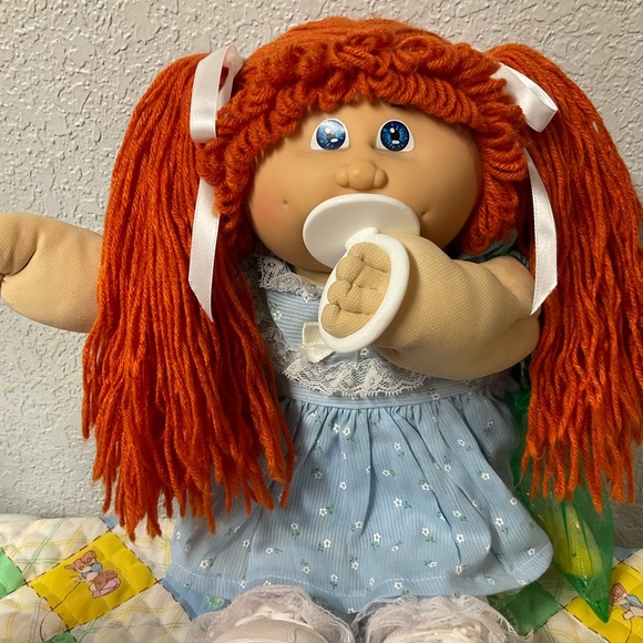 Vintage Cabbage Patch Kid Girl With Pacifier Red Hair Hong Kong OK Factory 1985 - Picture 1 of 9
